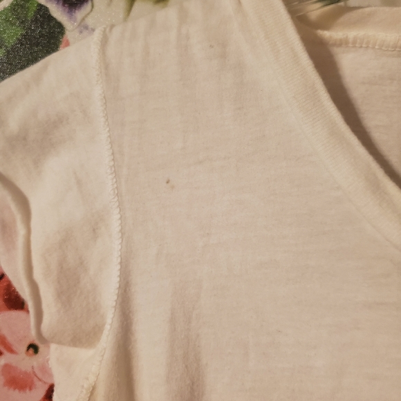 Soft Tee - Picture 5 of 5